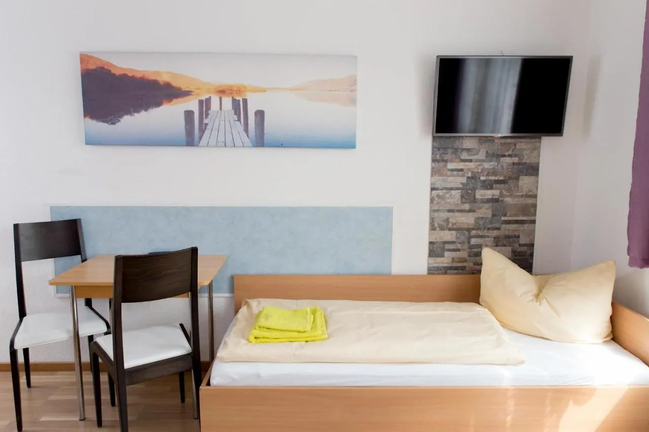 Central Apartments Nuernberg-Фюрт 0*, Фюрт Германия